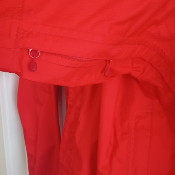 Rain Jacket/Shell MEC - Picture 3 of 8